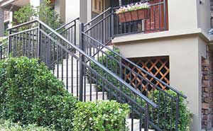 湖南衡陽小區(qū)樓梯護(hù)欄案例 - 中出網(wǎng)-智能出入口與停車充電門戶