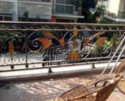 鐵藝護(hù)欄 - 鐵藝護(hù)欄