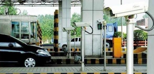 杭州車牌識(shí)別道閘在高速公路智能化改造上大放異彩