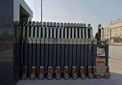 招財(cái)進(jìn)寶工程案例 - 中出網(wǎng)-智能出入口與停車充電門戶