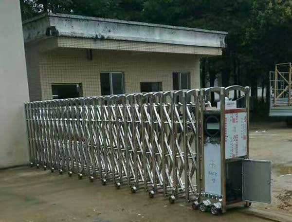 宿州市龍華機械制造有限公司電動伸縮門案例 - 中出網(wǎng)-智能出入口與停車充電門戶