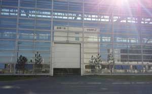 西北重工工業(yè)提升門案例 - 中出網(wǎng)-智能出入口與停車充電門戶