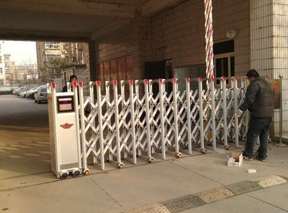 保定出安智能伸縮門帶給保定市五四路電臺的形象展示