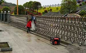 畢節(jié)大方縣檢察院電動(dòng)伸縮門案例