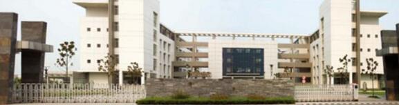 南通出安智能伸縮門成南通市如皋中學(xué)一道亮麗風(fēng)景