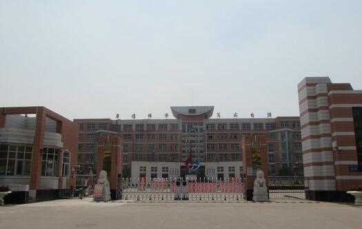 唐山出安智能伸縮門(mén)在唐山遷安市第一中學(xué)的應(yīng)用工程