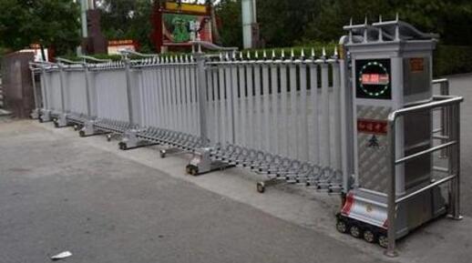 唐山出安智能電動(dòng)伸縮門成為唐山安奇盾科技有限公司的門柱