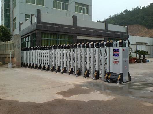 溫州出安智能電動伸縮門成為杭州傲絲度貿(mào)易有限公司的守門神