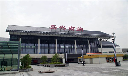 慶賀嘉興出安智能卷簾門進駐嘉興高鐵站