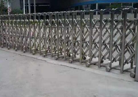 秀洲現(xiàn)代實(shí)驗(yàn)學(xué)校選擇嘉興出安智能為電動(dòng)伸縮門供貨商