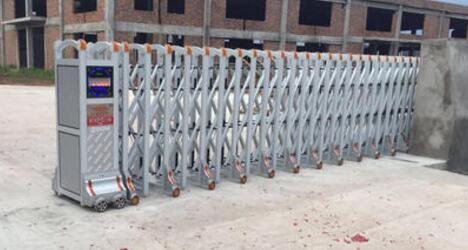 金華出安智能為湖品花園添上伸縮門