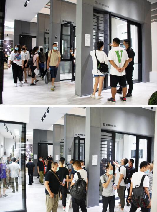 榮高高端系統(tǒng)門窗鑒賞館依然火爆