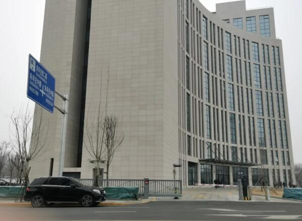 榮高伸縮門為守護(hù)而生