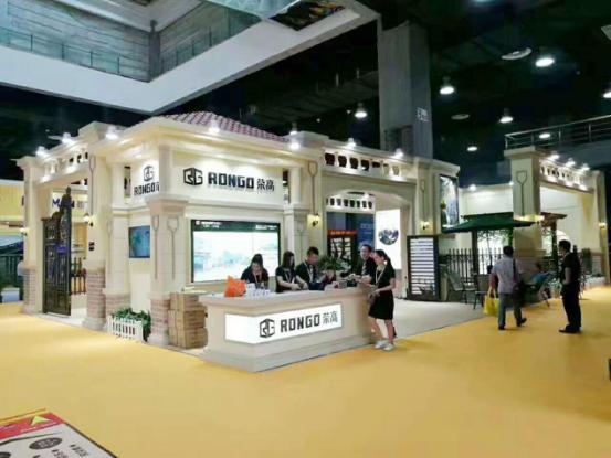 榮高智能門窗鋁藝新品榮耀亮相，火爆全場