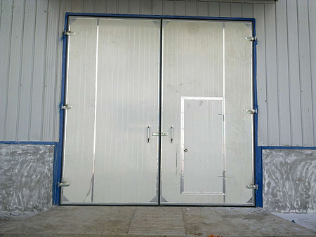 工業(yè)平開(kāi)門(mén)