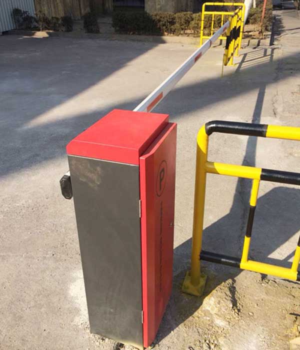 許昌建業(yè)世和府道閘案例 - 中出網(wǎng)-智能出入口與停車充電門戶