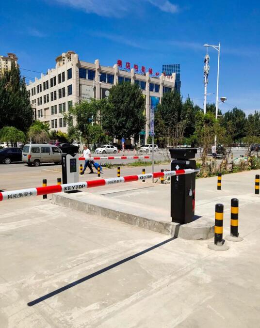 沈陽大通湖街地鐵口