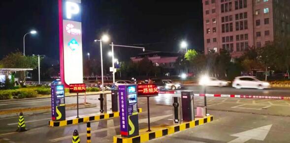 南昌印象城方案：科拓·速泊無(wú)人收費(fèi)停車(chē)場(chǎng)解決方案