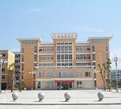 莆田第九中學與莆田出安伸縮門成為合作伙伴