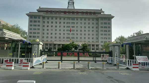 慶賀銀川出安智能分段平移門進(jìn)駐寧夏武警總隊