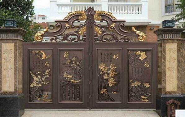 瀘州別墅圍墻大門風(fēng)水講究各方位擺什么植物好？