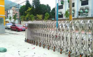 十堰科威機(jī)電裝備股份有限公司電動(dòng)伸縮門案例