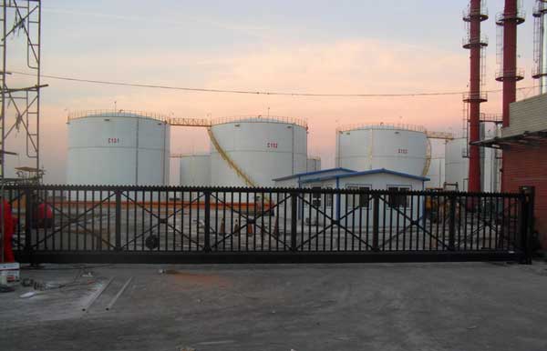 慶賀盤錦出安智能懸浮門進駐盤錦東浩潤滑油有限公司