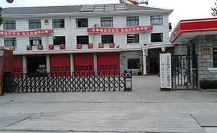 上海楊浦消防支隊(duì)伸縮門工程案例