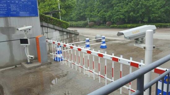 ?？谲嚺谱R別逐漸適應(yīng)社會的需求