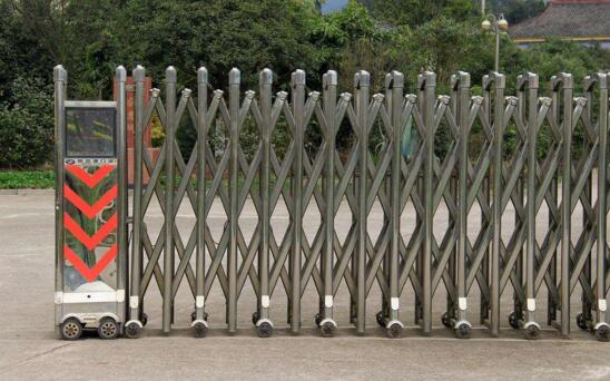 麗水出安智能伸縮門成功牽手蓮都區(qū)中山小學(xué)