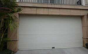 卷簾門 - 雙層鋁合金車庫卷簾門
