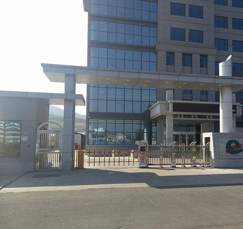 延安市熱力公司電動(dòng)伸縮門案例 - 中出網(wǎng)-智能出入口與停車充電門戶