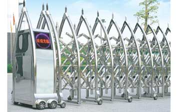 銀龍四號不銹鋼伸縮門