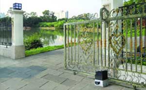 西湖湖景別墅開(kāi)門(mén)機(jī)案例 - 中出網(wǎng)-智能出入口與停車(chē)充電門(mén)戶(hù)