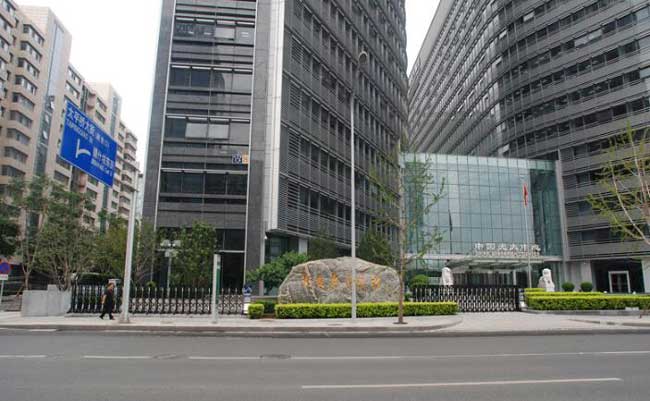 中國光大伸縮門案例 - 中出網-智能出入口與停車充電門戶