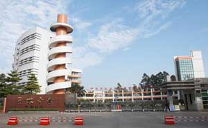 三水中學(xué)伸縮門案例