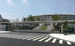 南開中學伸縮門案例