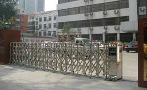 刑警支隊(duì)電動(dòng)伸縮門工程