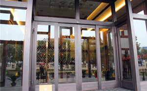 銅包邊自動(dòng)感應(yīng)門