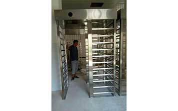 通道閘 - 旋轉(zhuǎn)閘