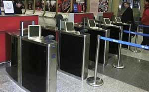 北京首都國(guó)際機(jī)場(chǎng)T3航站樓通道閘案例