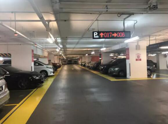 吉隆坡四季酒店采用艾科智泊的超聲波車位引導(dǎo)解決方案