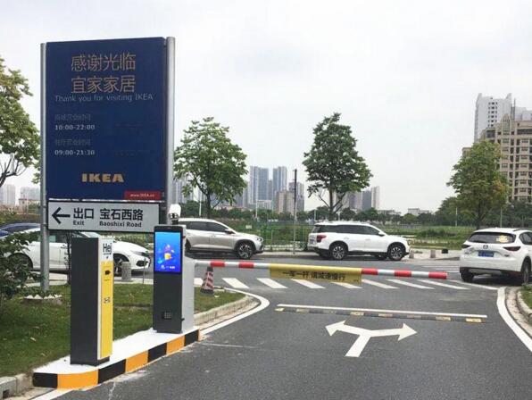 艾科智泊出入口的一體式控制機(jī)