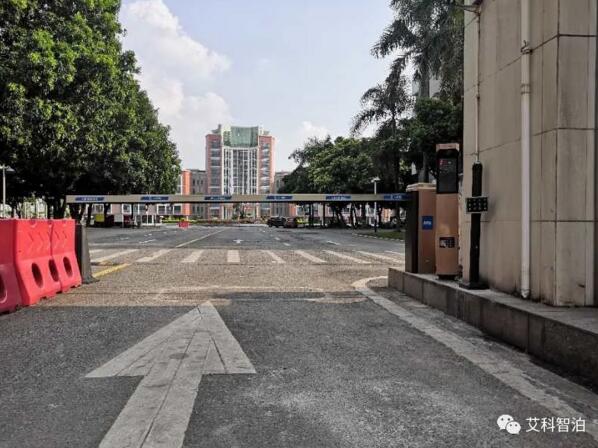 移動支付+電子發(fā)票 為車主提供高效便捷服務