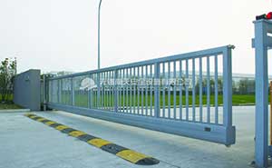 上海博擇汽車部件有限公司無軌懸浮門案例 - 中出網(wǎng)-智能出入口與停車充電門戶