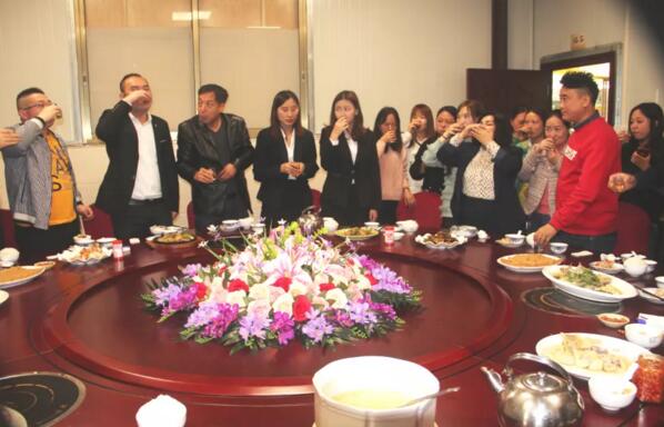 高壘半邊天歡度3.8國際婦女節(jié)