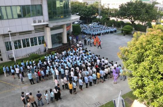 現(xiàn)場(chǎng)直擊 | 立林上演消防應(yīng)急逃生演練，筑牢安全防火墻