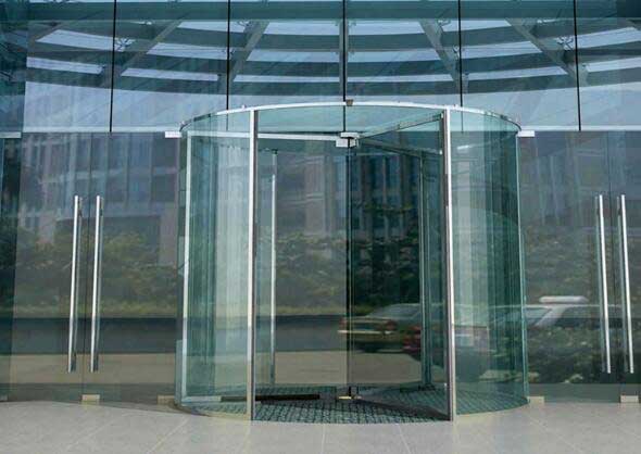 水晶旋轉(zhuǎn)門