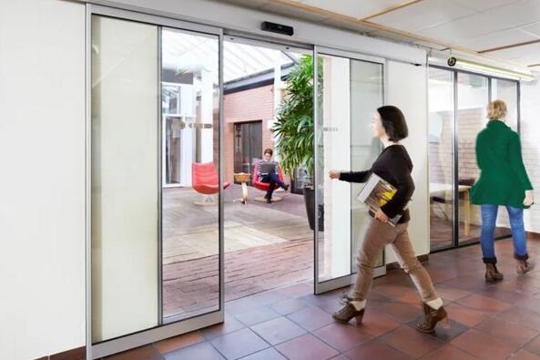 新品SL300自動平滑門