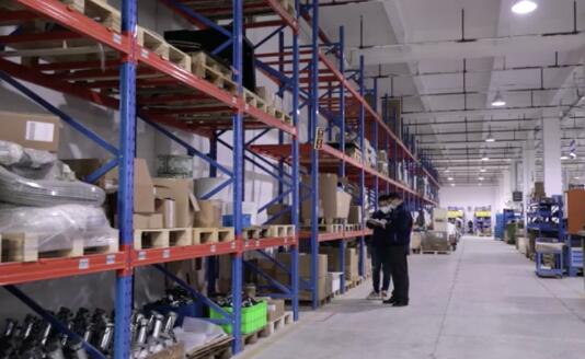 亞薩合萊自動門系統(tǒng)蘇州工廠復(fù)工復(fù)產(chǎn)穩(wěn)步供應(yīng)，榮登《人民日報海外版》